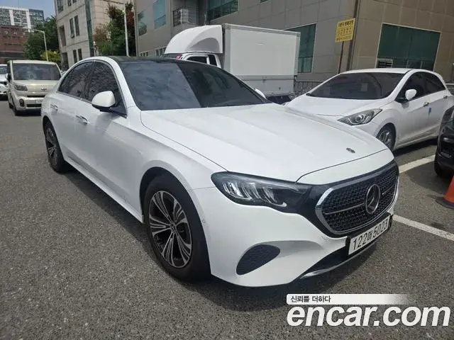 Mercedes-Benz E-Class, 2025