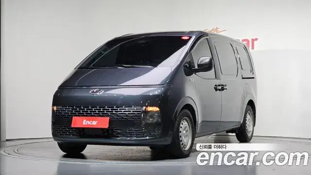 Hyundai Staria, 2023