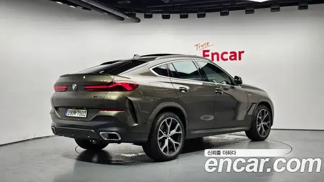 BMW X6, 2022