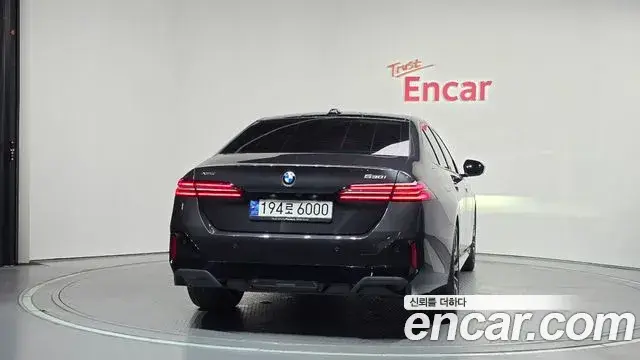 BMW 5 Series, 2024