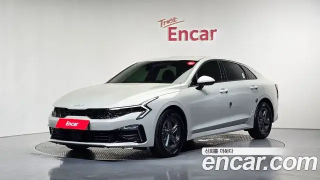 Kia K5, 2025