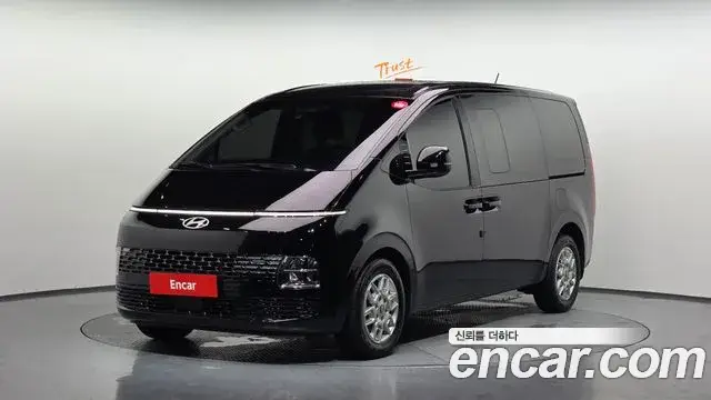 Hyundai Staria, 2025