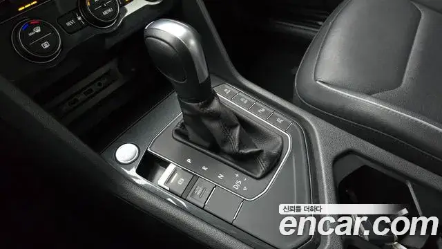 Volkswagen Tiguan, 2020