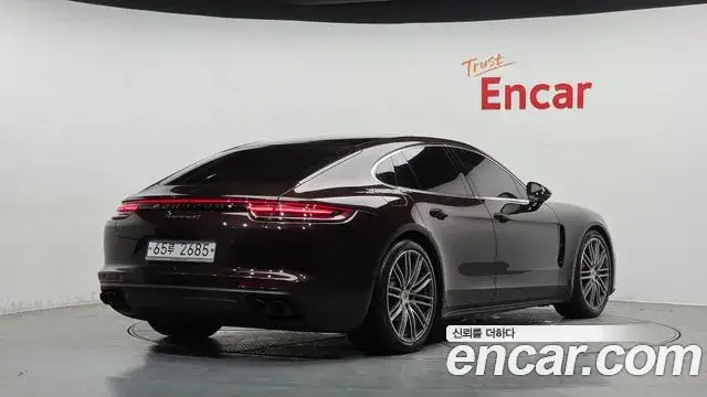 Porsche Panamera, 2018