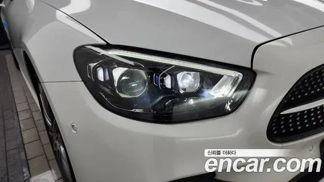 Mercedes-Benz E-Class, 2022