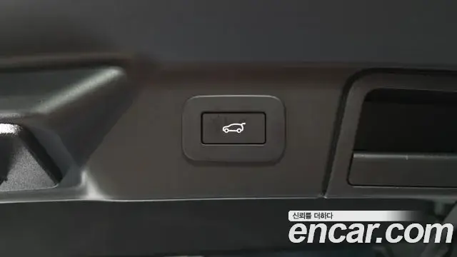 Land Rover Range Rover Velar, 2026