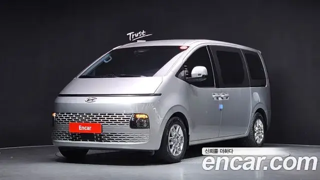 Hyundai Staria, 2021