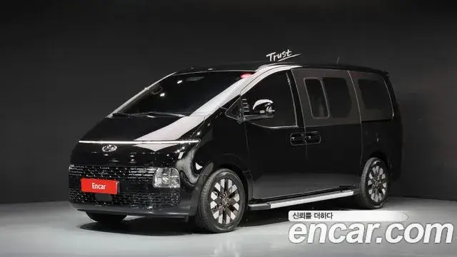 Hyundai Staria, 2023