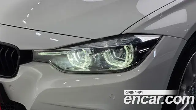 BMW 3 Series, 2018