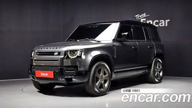 Land Rover Defender, 2025