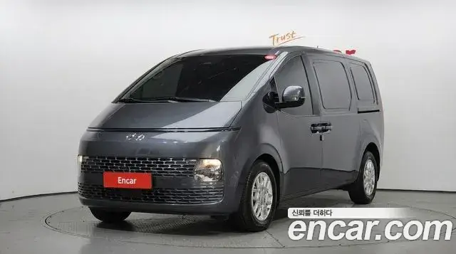 Hyundai Staria, 2022