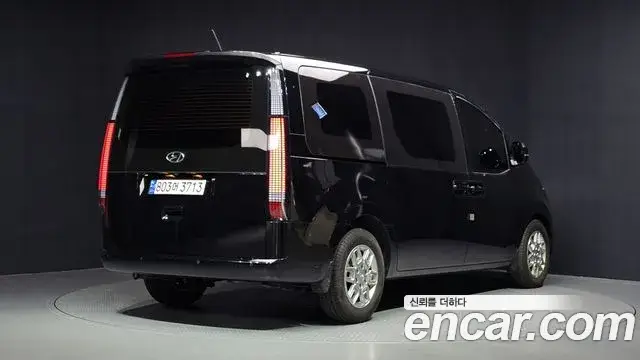 Hyundai Staria, 2023