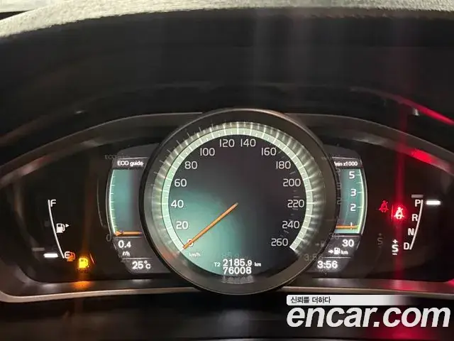 Volvo V40 Cross Country, 2018