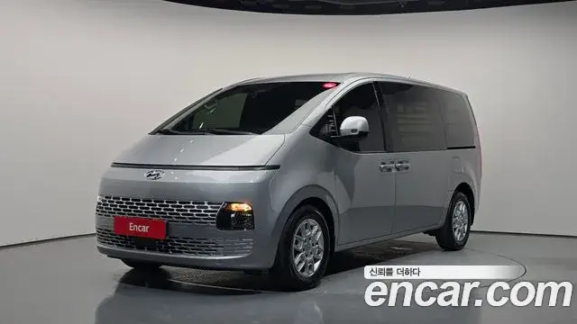 Hyundai Staria, 2022