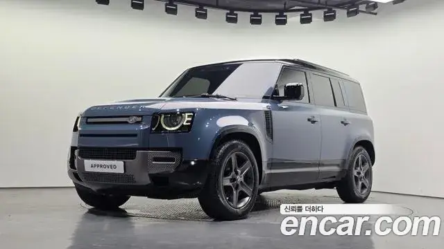 Land Rover Defender, 2025