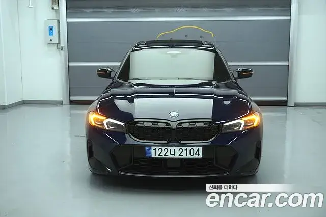 BMW 3 Series, 2023