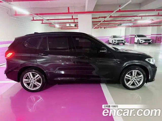 BMW X1 2020 — Photo 5/20