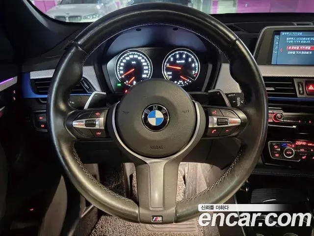 BMW X1 2020 — Photo 9/20