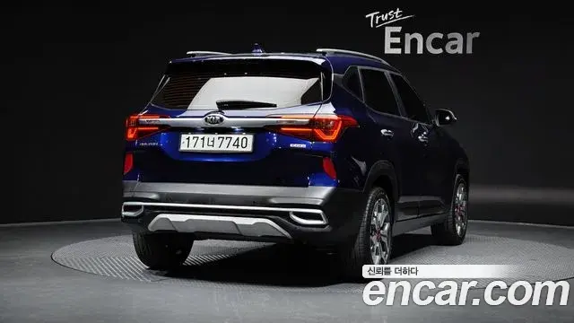 Kia Seltos 2019 — ფოტო 10/20