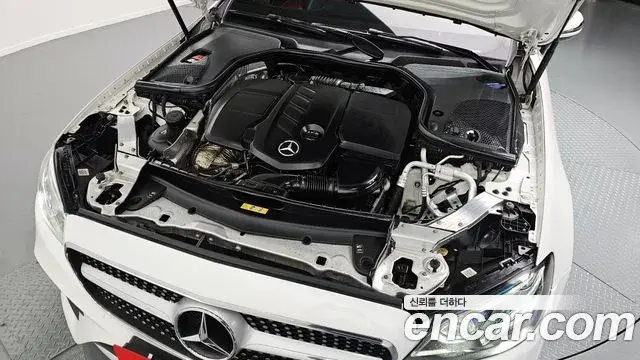 Mercedes-Benz E-Class 2018 — Фото 6/20
