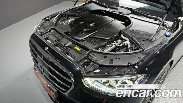 Mercedes-Benz S-Class 2022 — Фото 6/20