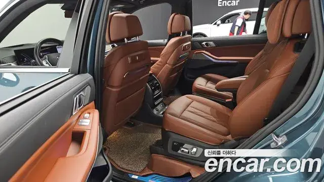 BMW X7 2023 — ფოტო 12/20