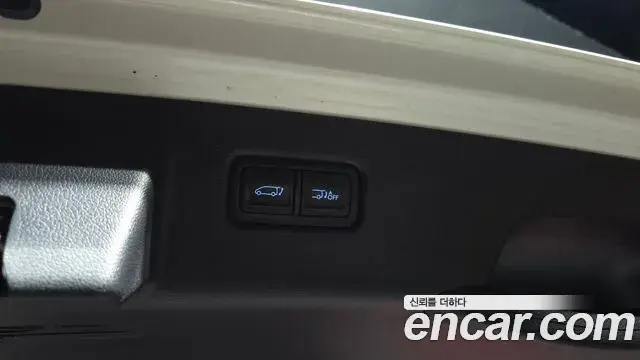 Hyundai Staria 2024 — Фото 20/20