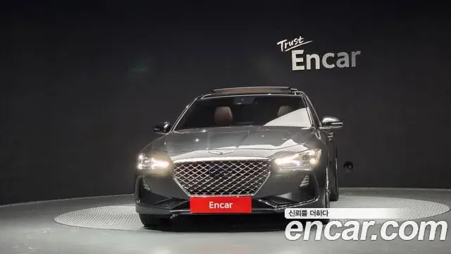 Genesis G70 2018 — Photo 10/20