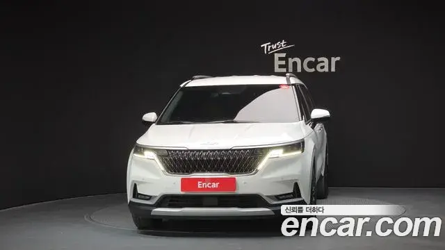 Kia Carnival 2021 — Фото 3/20