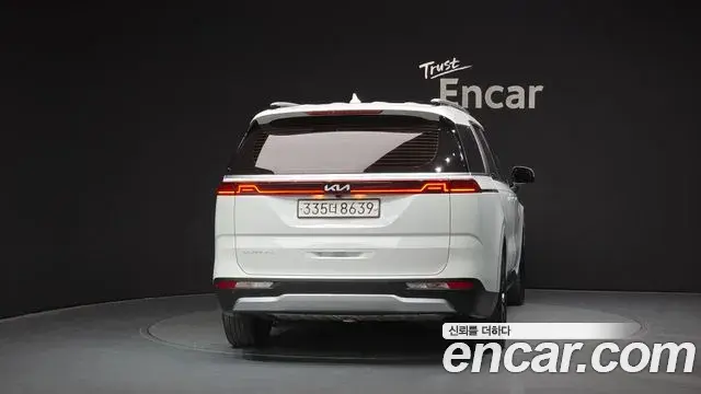 Kia Carnival 2021 — Фото 4/20