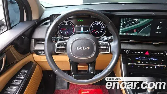 Kia Carnival 2021 — Фото 13/20