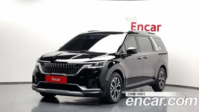 Kia Carnival 2023 — Şəkil 18/20