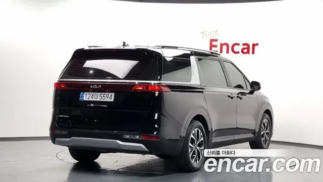 Kia Carnival 2023 — Şəkil 12/20