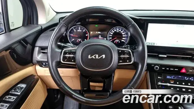 Kia Carnival 2023 — Şəkil 2/20