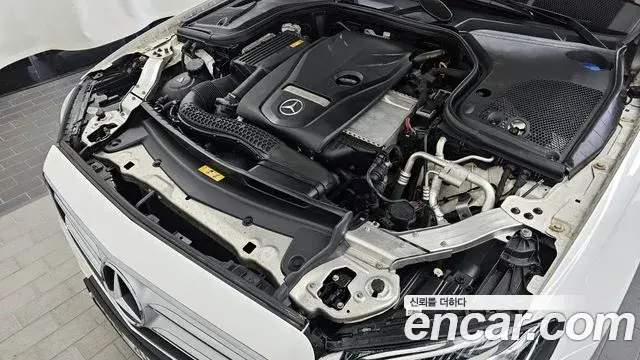 Mercedes-Benz E-Class 2018 — Photo 2/20