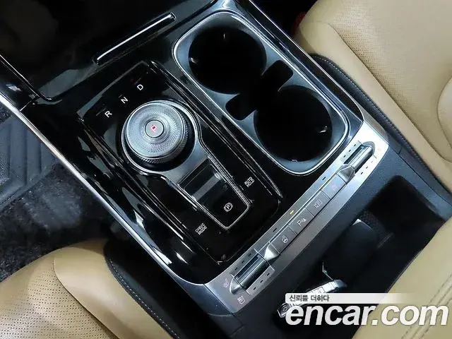 Kia Carnival 2020 — Фото 9/20