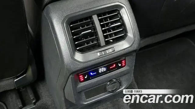 Volkswagen Tiguan Allspace 2022 — Photo 18/20
