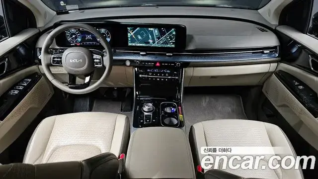 Kia Carnival 2022 — Photo 18/20