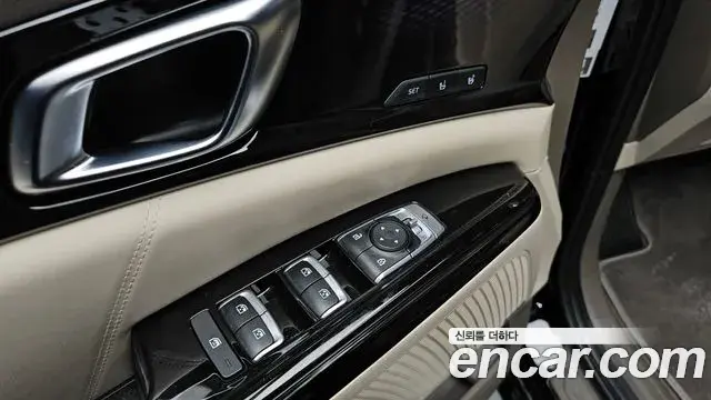 Kia Carnival 2022 — Photo 12/20