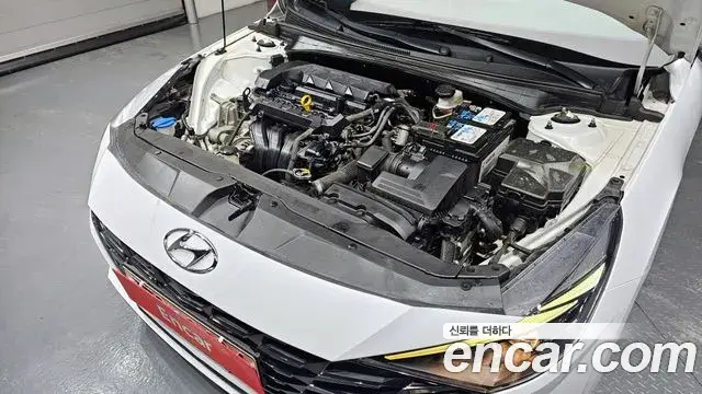 Hyundai The New Avante Hybrid 2022 — Şəkil 15/30