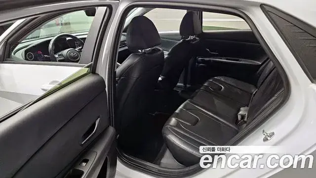 Hyundai The New Avante Hybrid 2022 — Şəkil 16/30