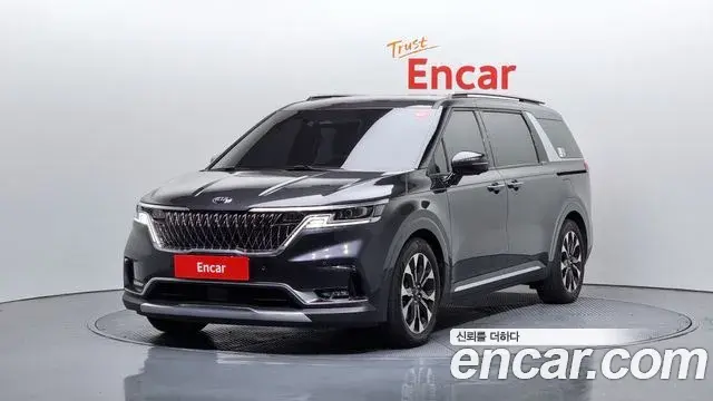 Kia Carnival 2021 — Photo 1/20