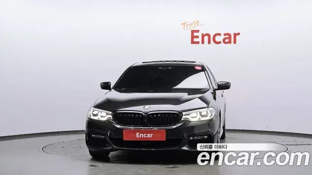 BMW 5 Series 2018 — Şəkil 4/20