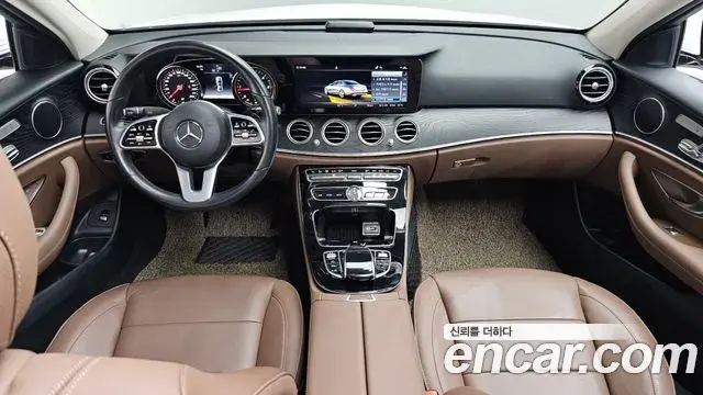 Mercedes-Benz E-Class 2020 — Фото 7/20