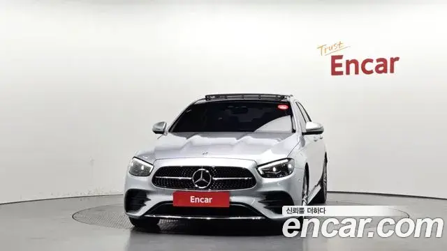 Mercedes-Benz E-Class 2022 — Фото 3/20