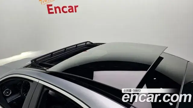 Mercedes-Benz E-Class 2022 — Фото 17/20