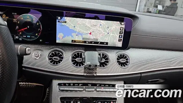 Mercedes-Benz E-Class 2021 — Фото 19/20