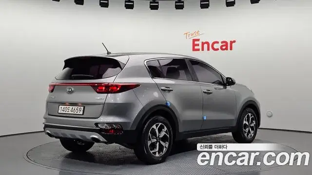 Kia Sportage The Bold 2019 — ფოტო 6/20