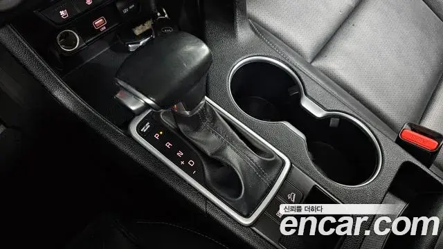 Kia Sportage The Bold 2019 — ფოტო 3/20