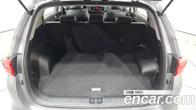 Kia Sportage The Bold 2019 — ფოტო 16/20